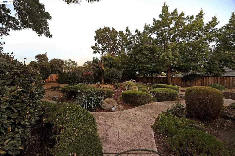 2058 Pulsar Ave, Livermore, CA 94550