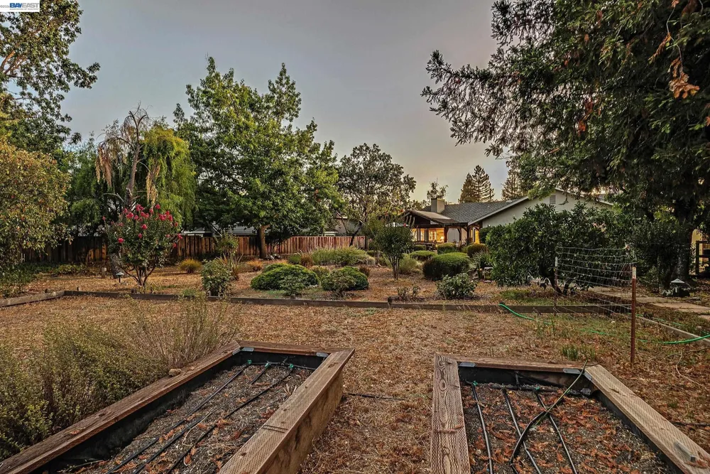 2058 Pulsar Ave, Livermore, CA 94550