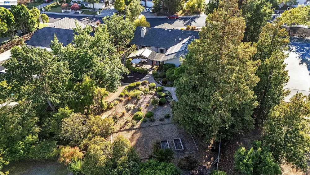 2058 Pulsar Ave, Livermore, CA 94550