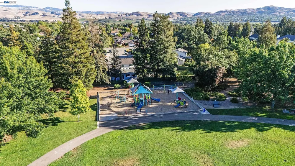 2058 Pulsar Ave, Livermore, CA 94550