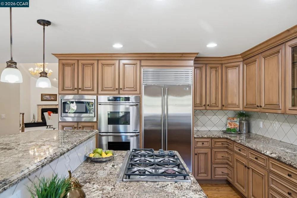 700 Blue Spruce Dr, Danville, CA 94506