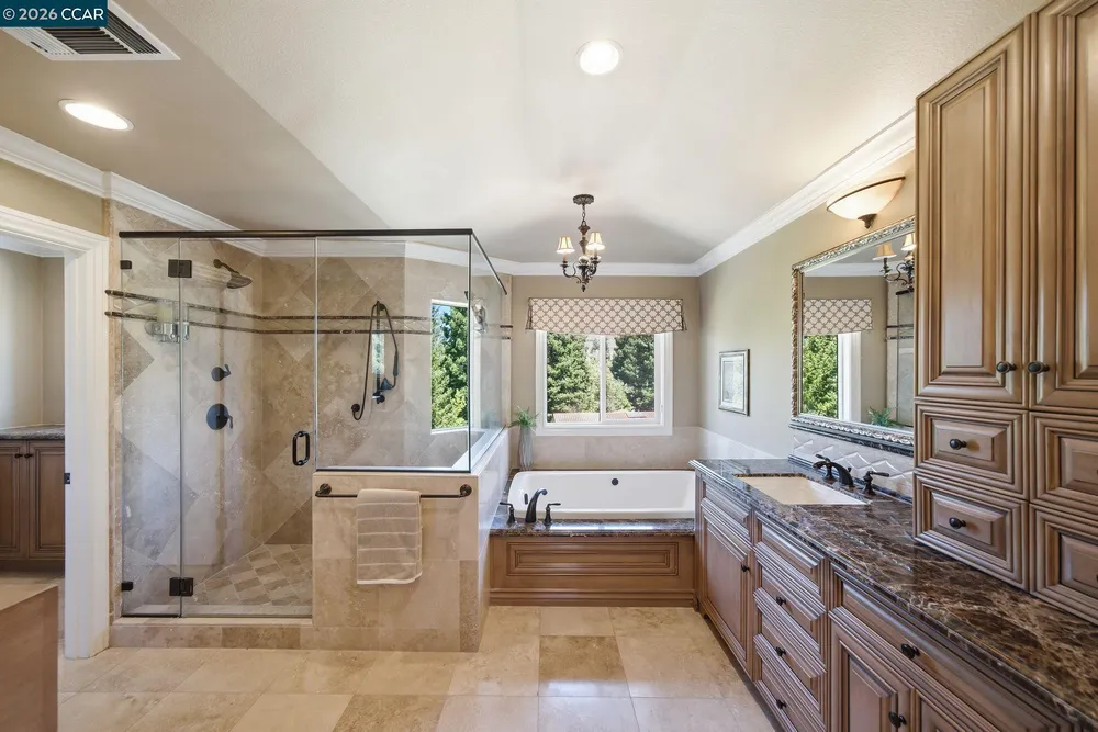 700 Blue Spruce Dr, Danville, CA 94506
