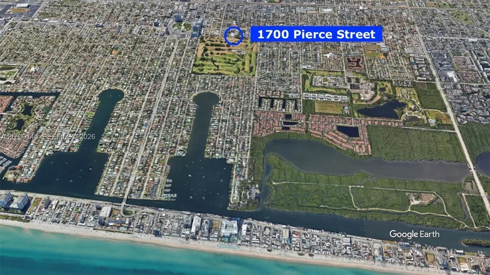 1700 Pierce St, Hollywood, FL 33020