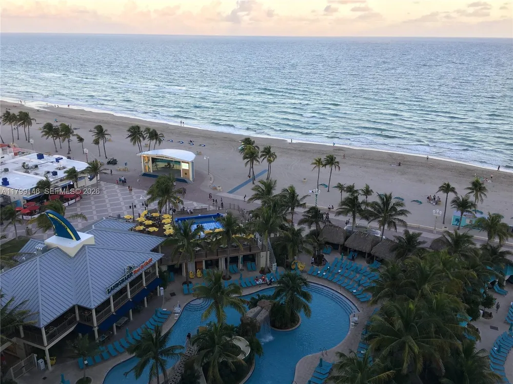 1700 Pierce St, Hollywood, FL 33020