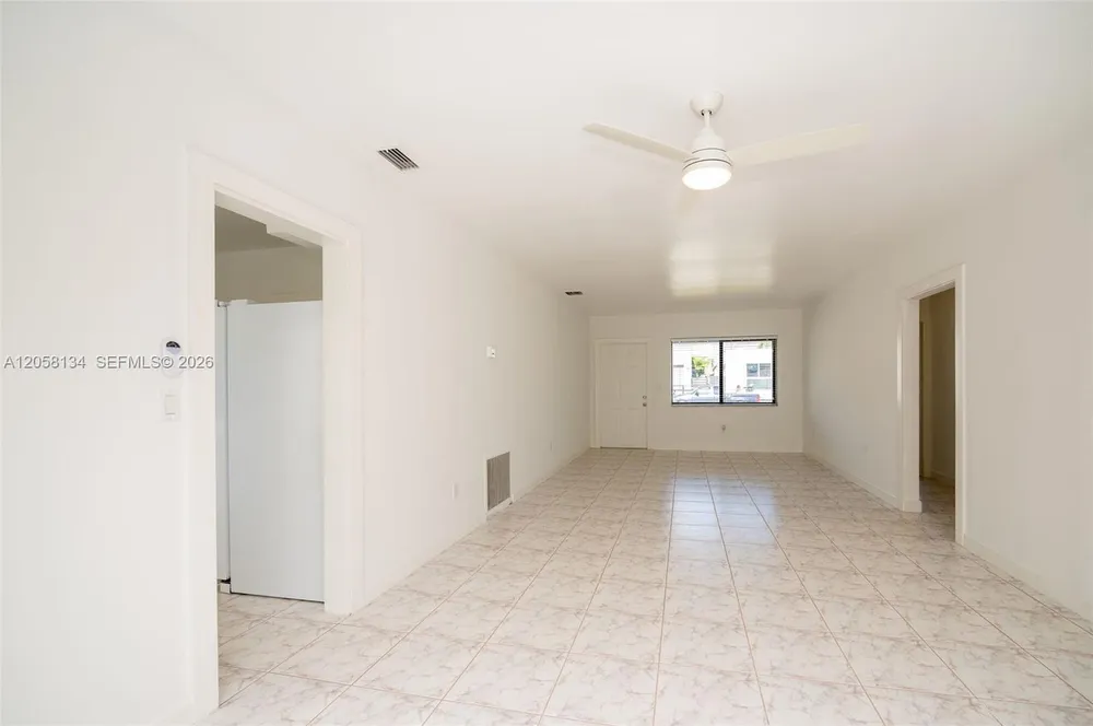 2340 SW 16th St, Miami, FL 33145
