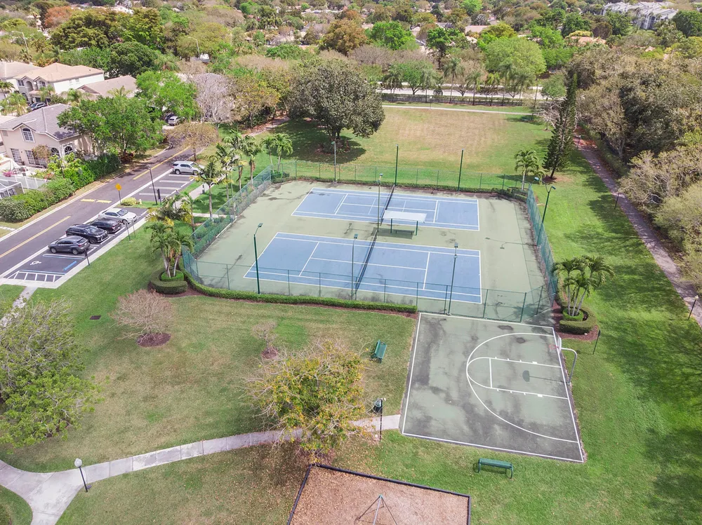 11622 NW 13th Manor, Coral Springs, FL 33071