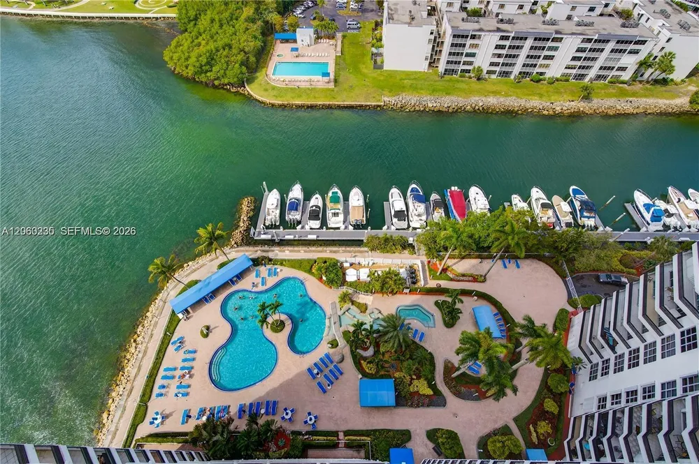 3530 Mystic Pointe Dr, Aventura, FL 33180