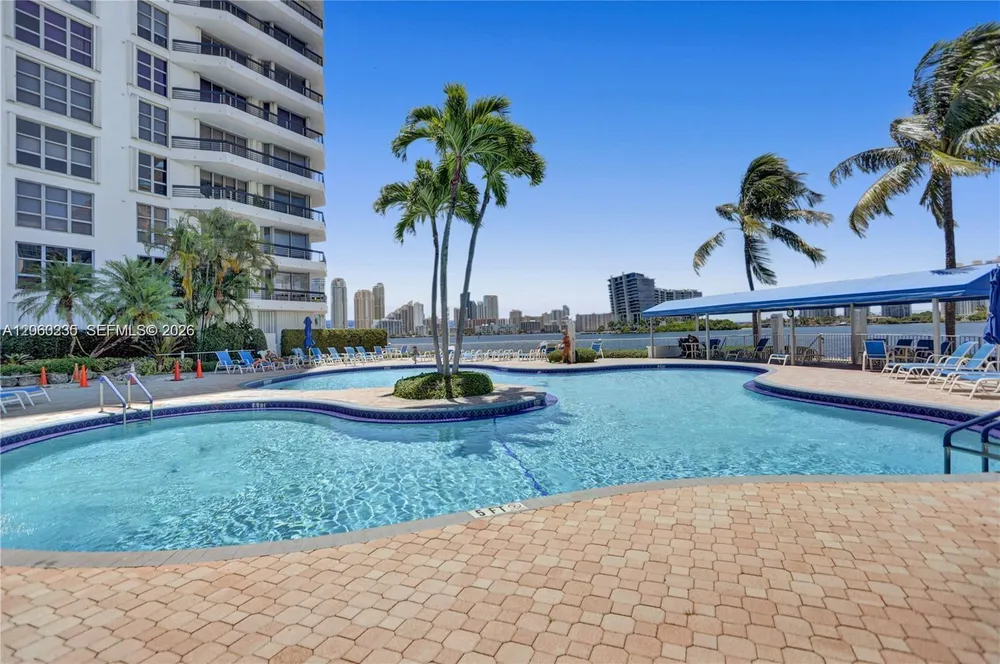 3530 Mystic Pointe Dr, Aventura, FL 33180