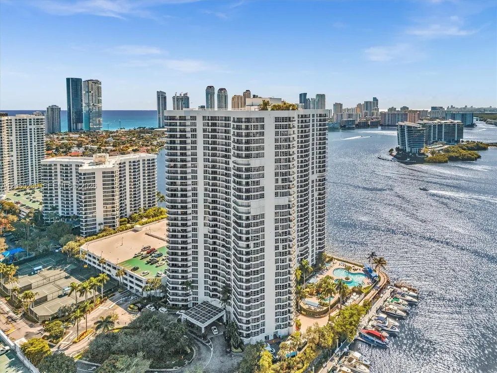 3530 Mystic Pointe Dr, Aventura, FL 33180