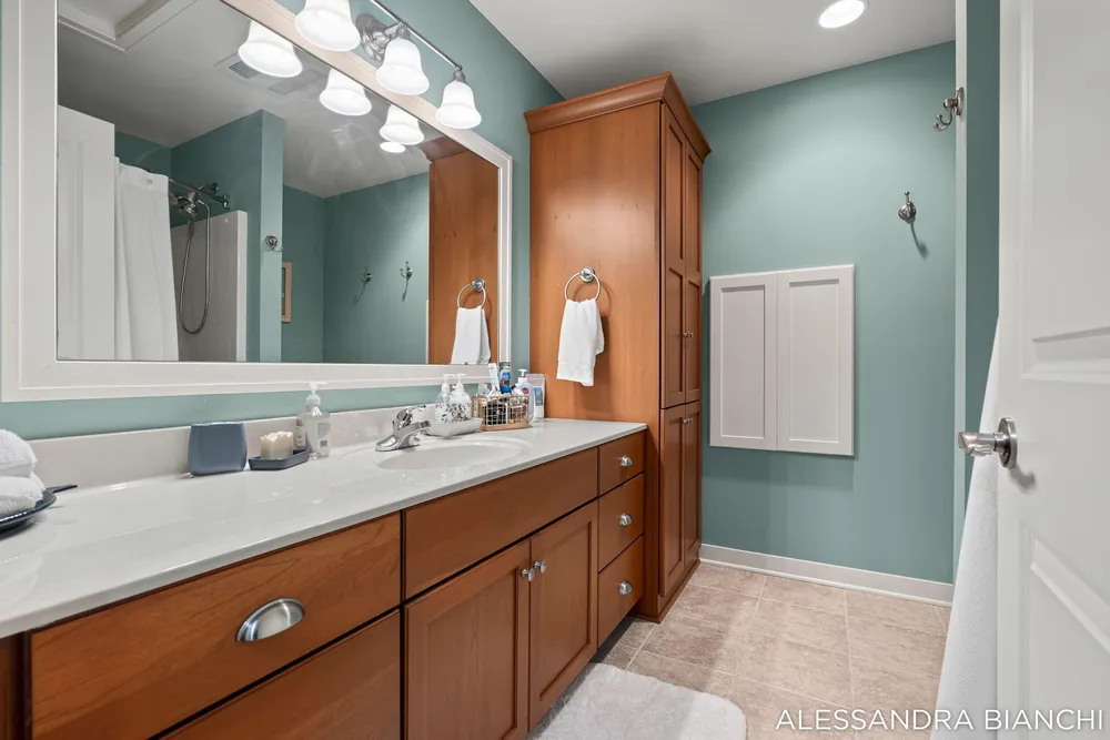 1955 Bower St, Holland, MI 49424