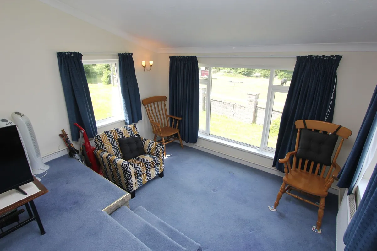West Aberthaw, Barry, CF62