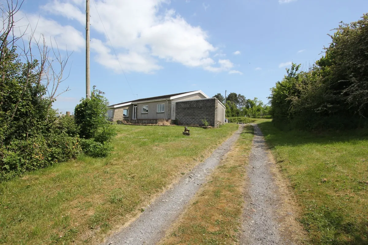 West Aberthaw, Barry, CF62