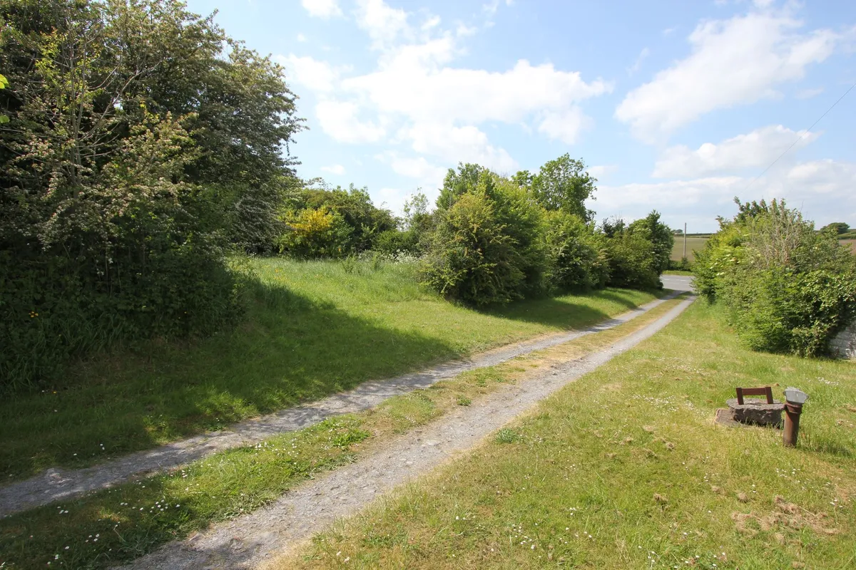 West Aberthaw, Barry, CF62