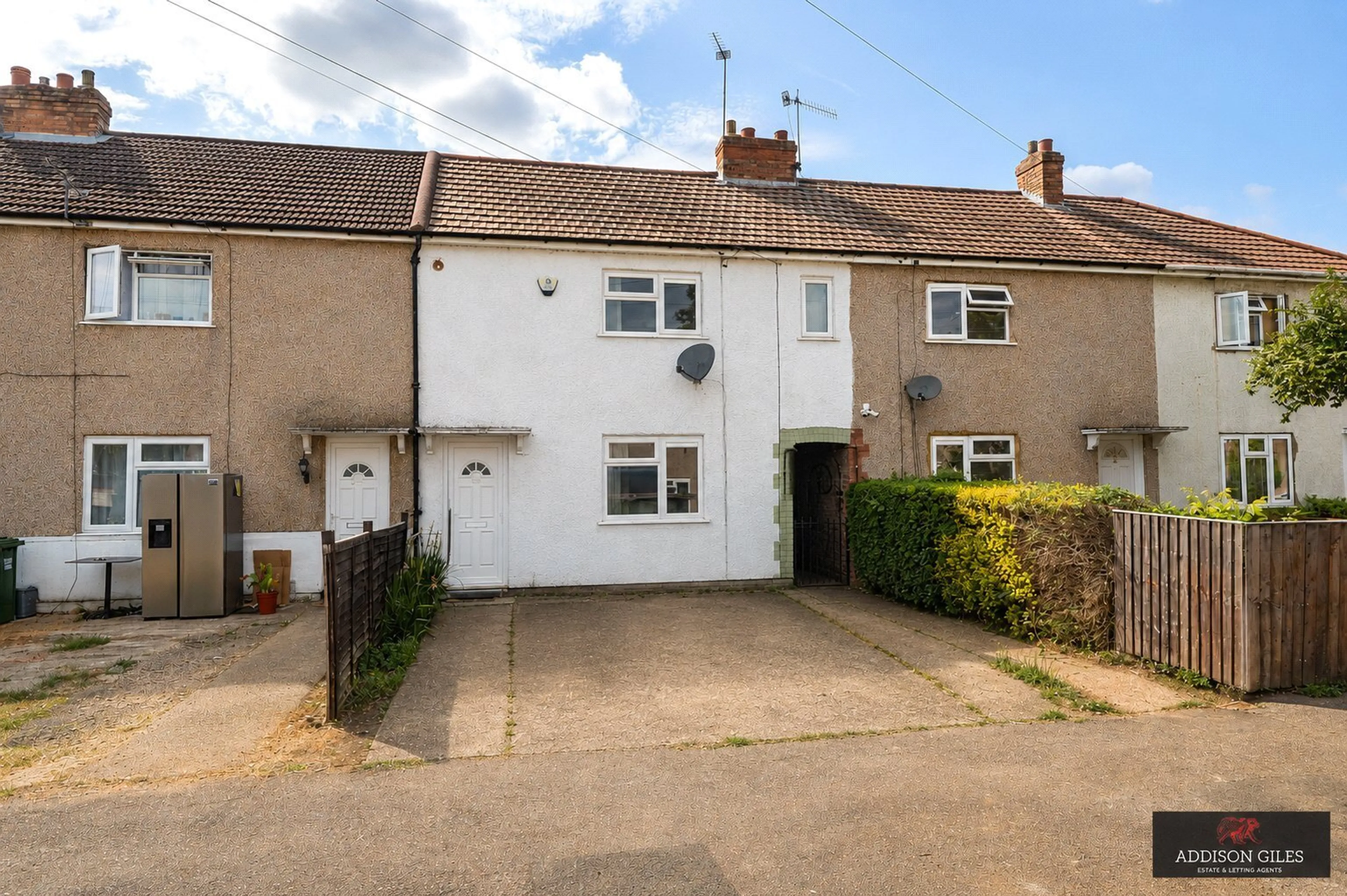 Property at Mead Avenue, Slough, Berkshire, SL3