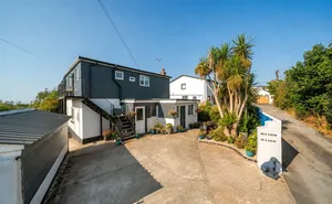Teignmouth Road, Dawlish, Devon, EX7 photo