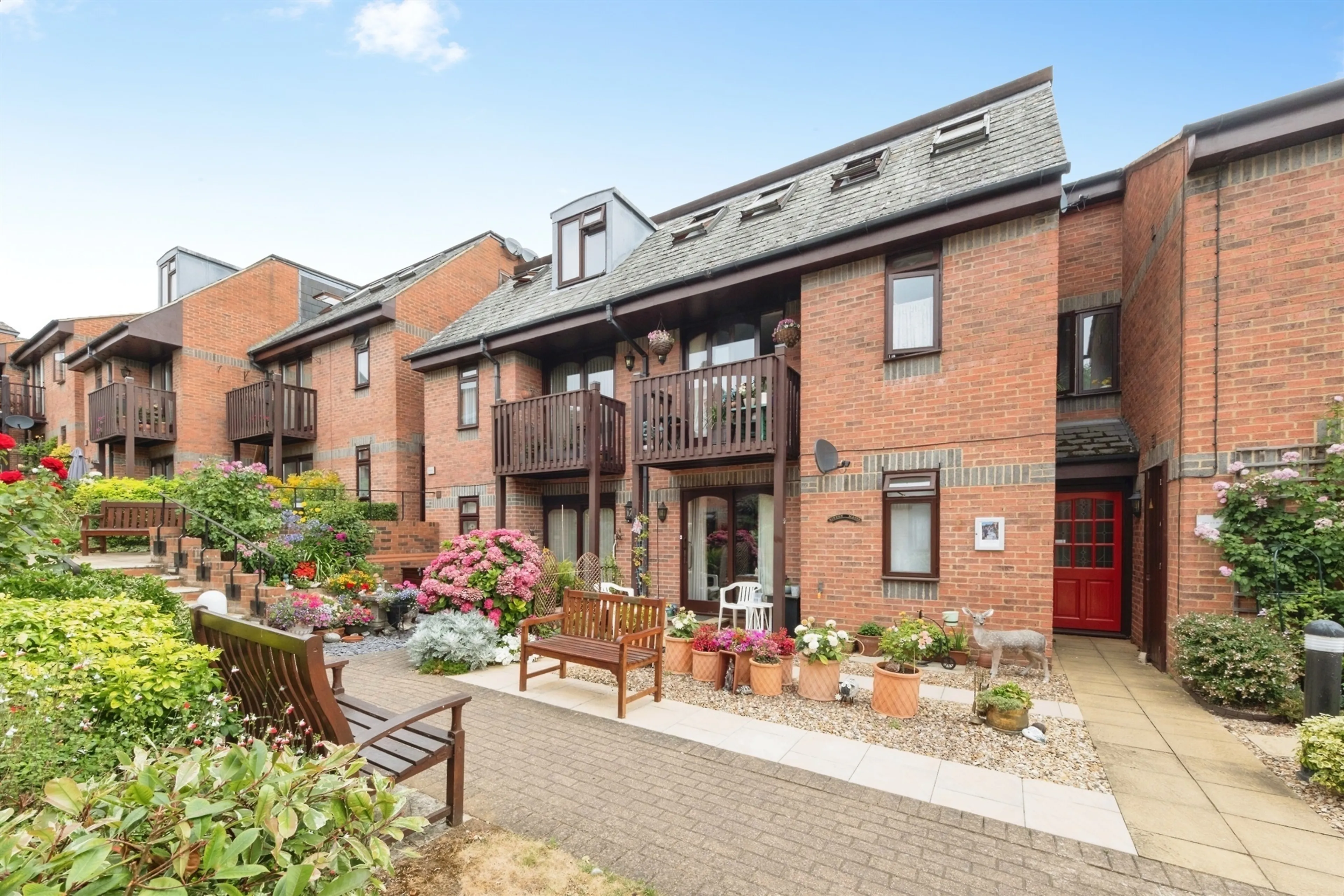 Property photo 0