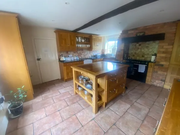 Dunnimere Farm, Harlaston. B79 9LA