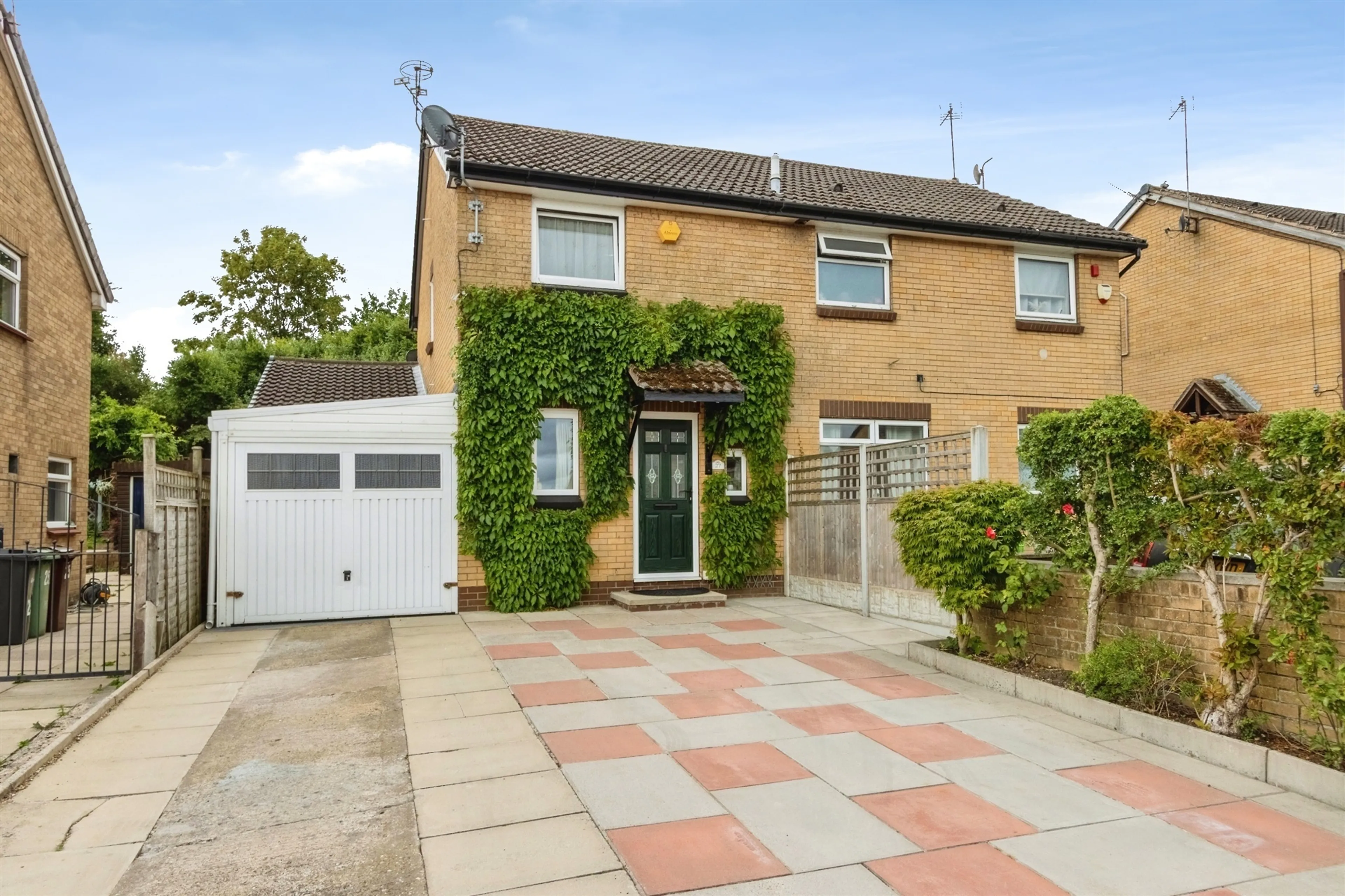 Property photo 0