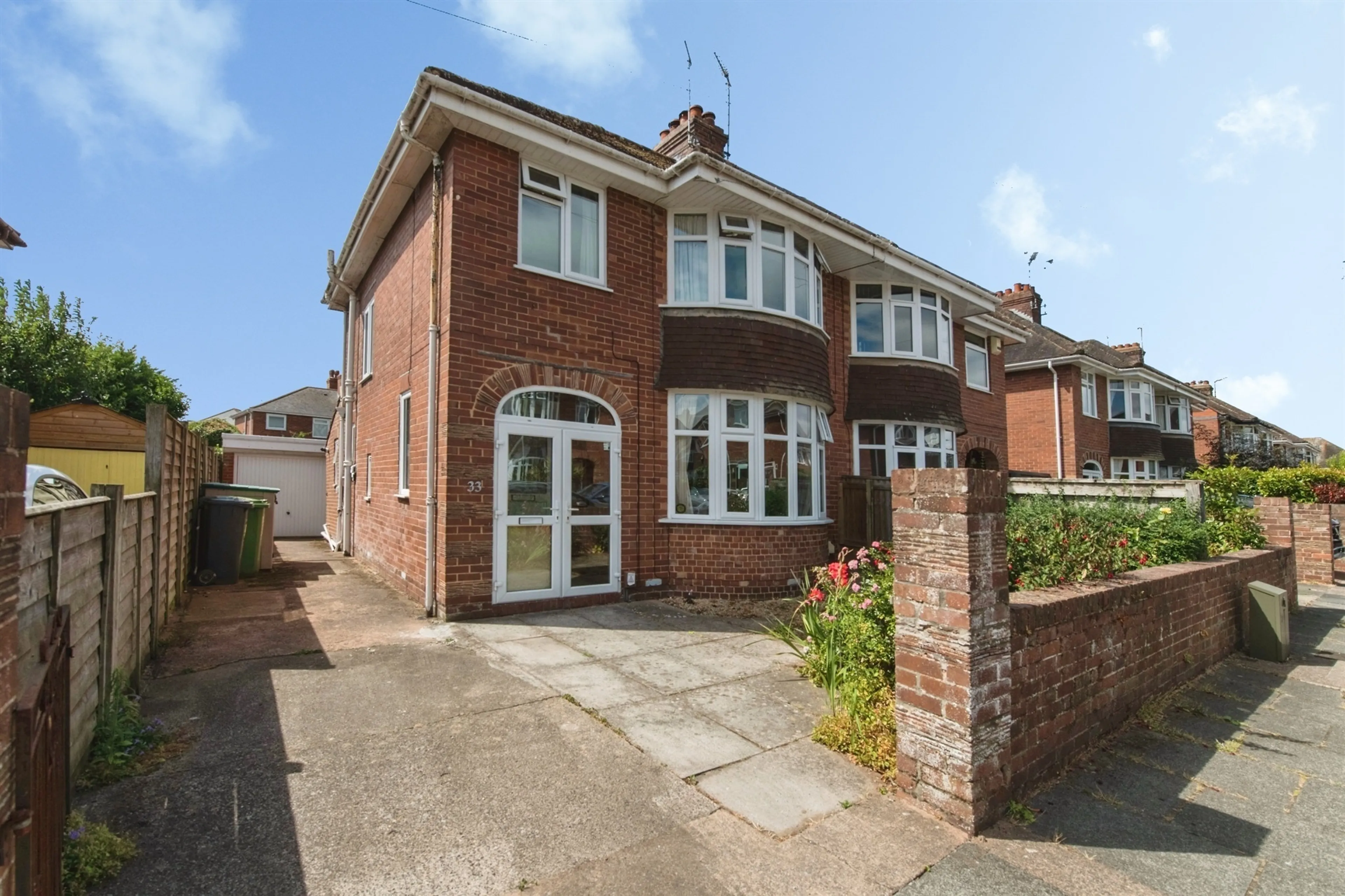 Property photo 0