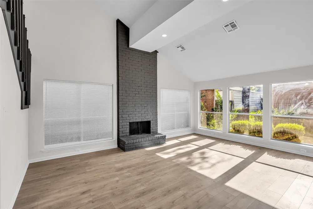 1907 Trixie Ln, Houston, TX 77042