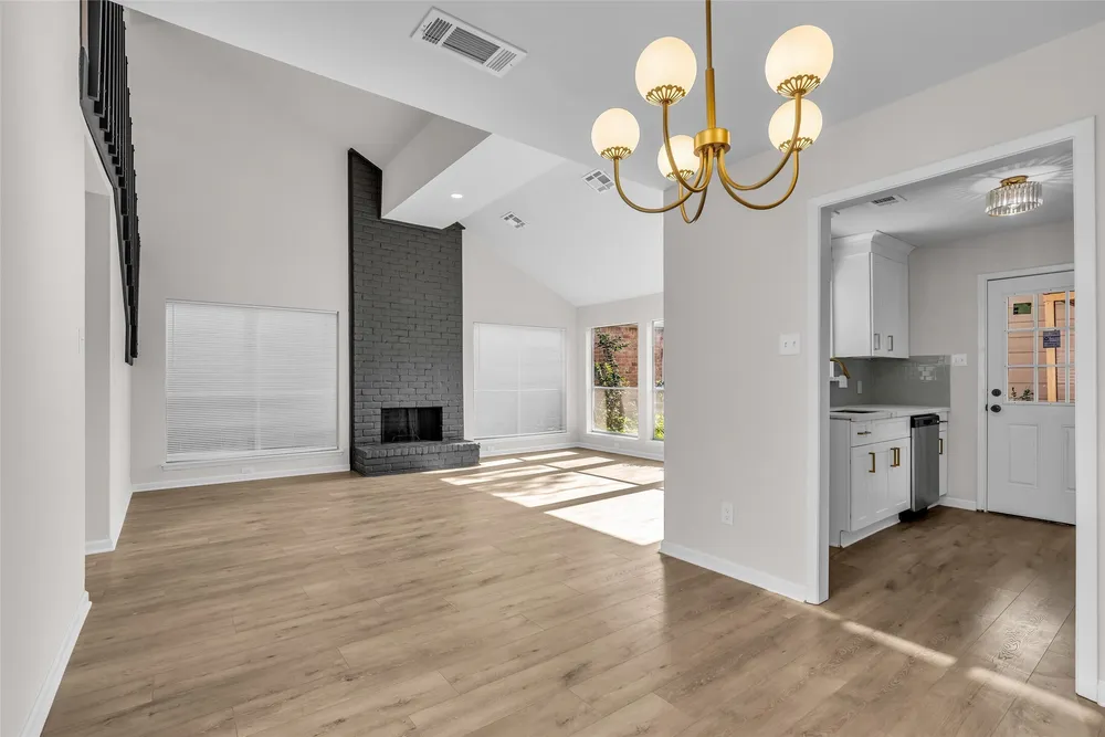 1907 Trixie Ln, Houston, TX 77042
