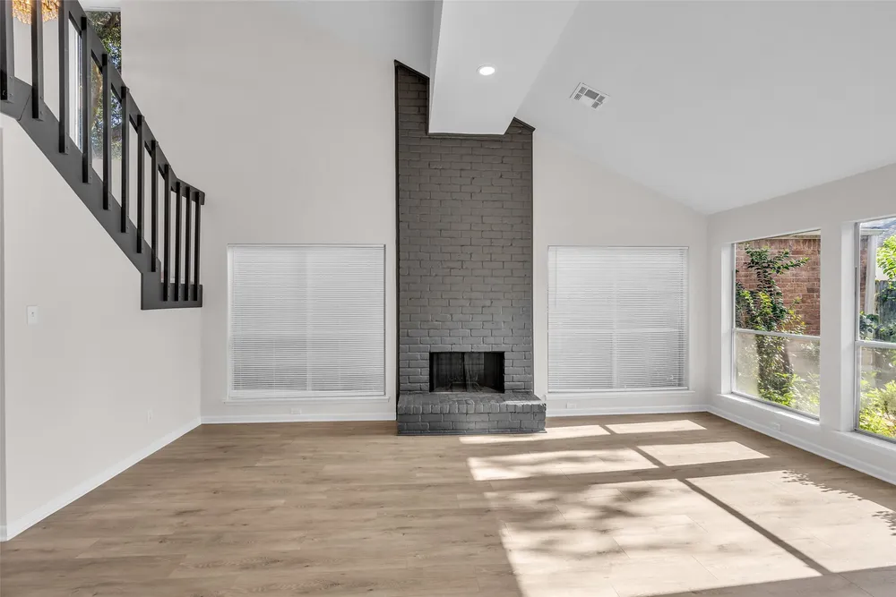 1907 Trixie Ln, Houston, TX 77042