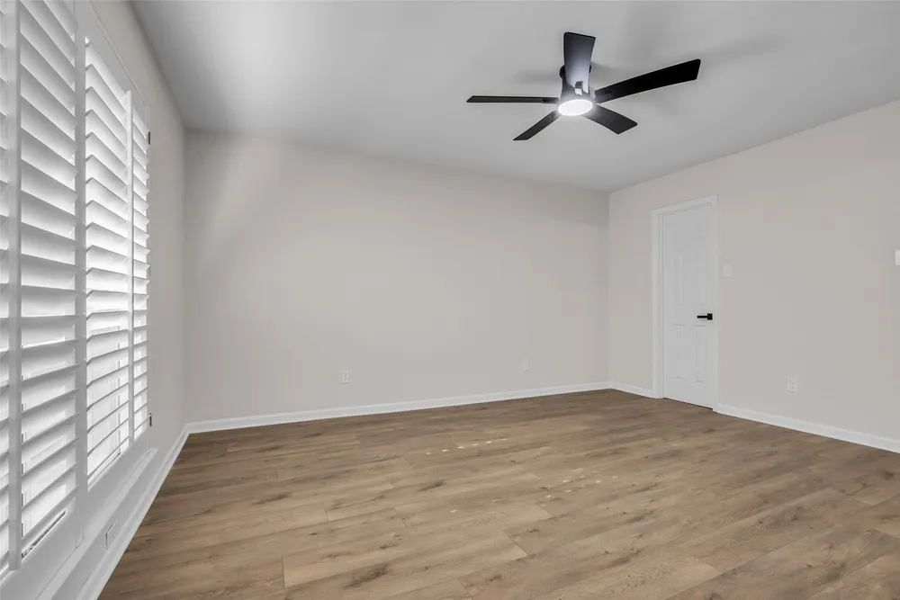 1907 Trixie Ln, Houston, TX 77042