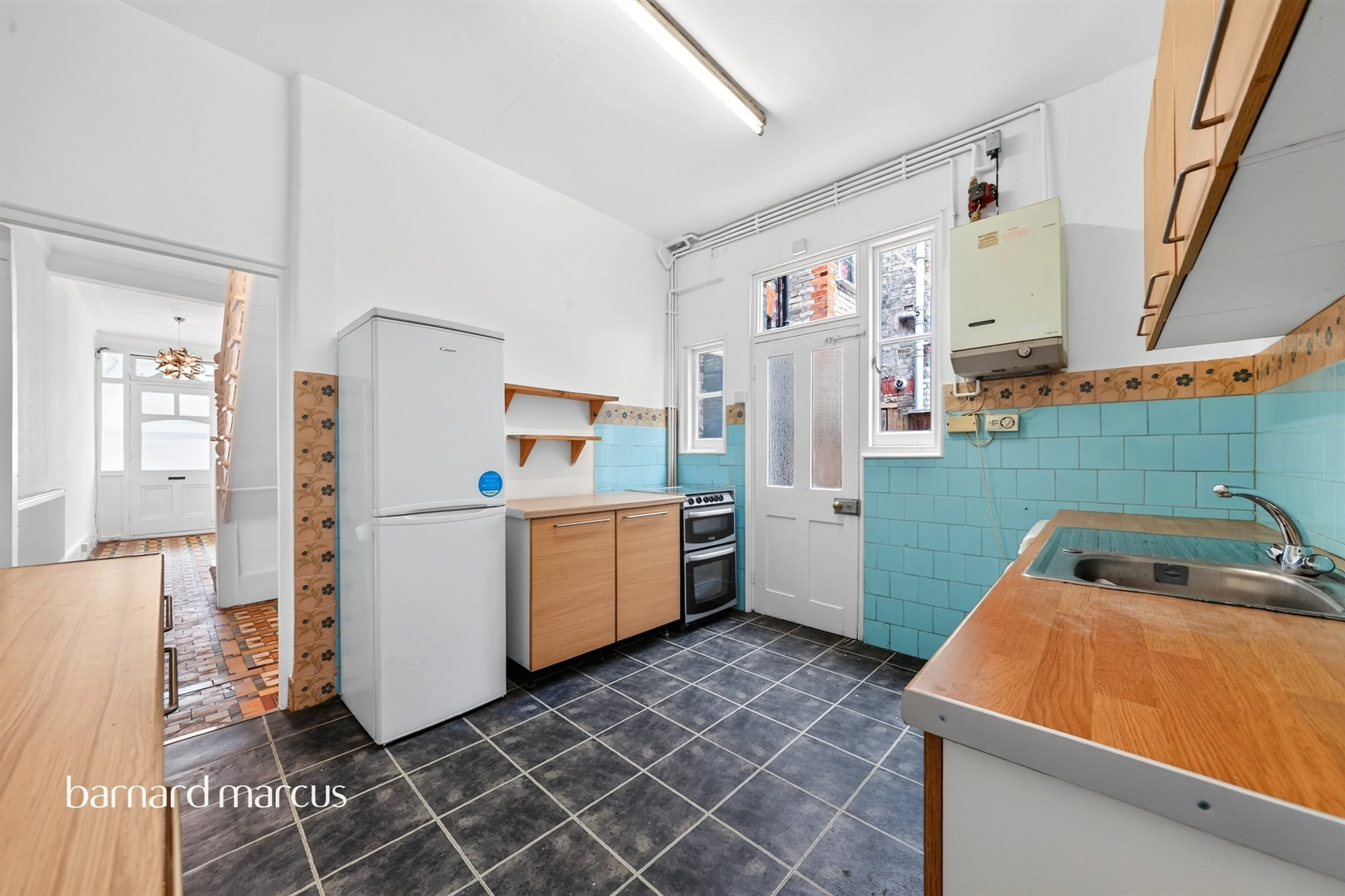 Property at Woodside Road, London