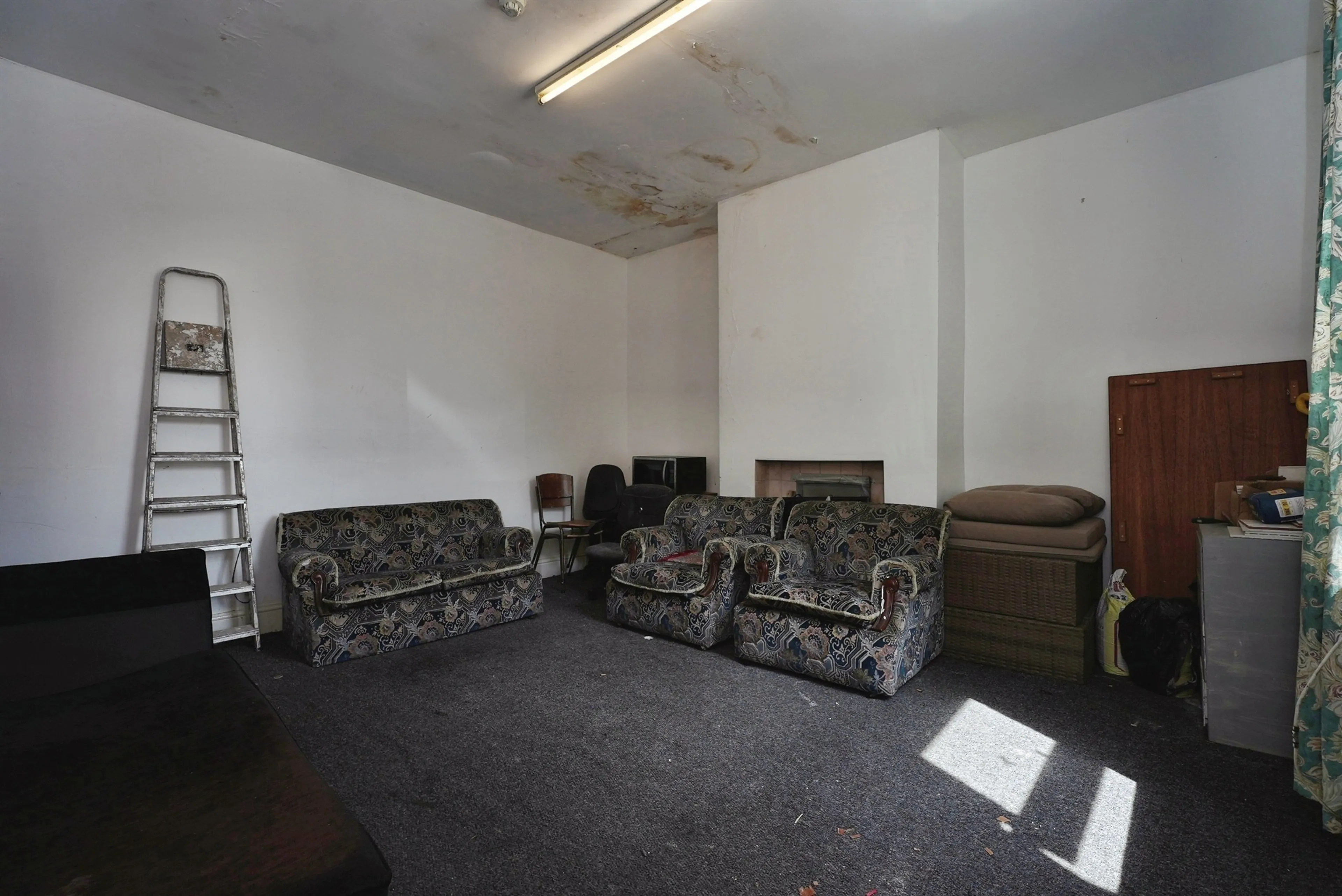 Property at Upper George Street, Springwood, Huddersfield