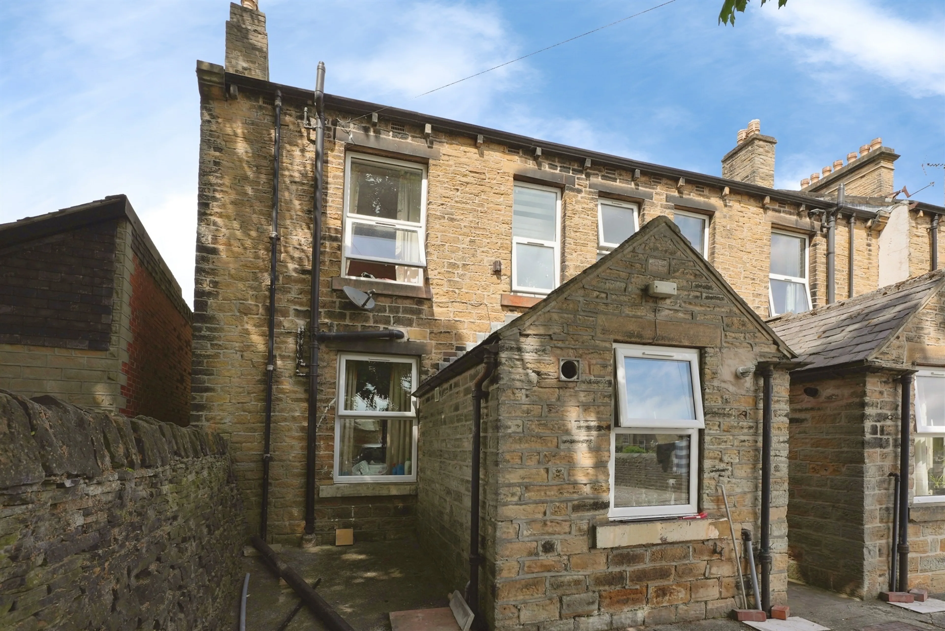 Property at Upper George Street, Huddersfield