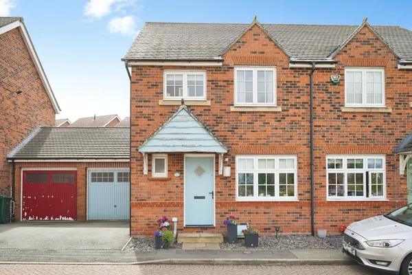 Kent Way, Church Gresley, Swadlincote...