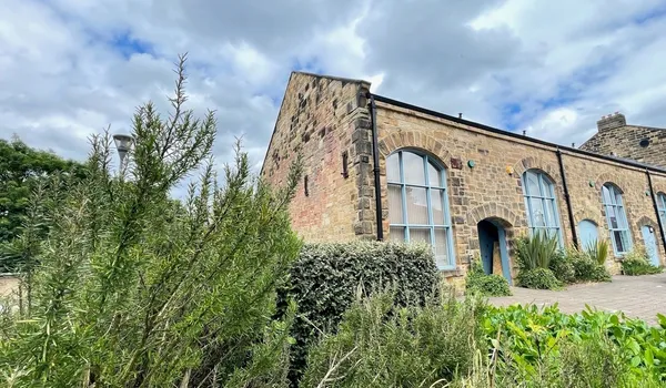 Kenilworth House, Ochre Yards, Gatesh...