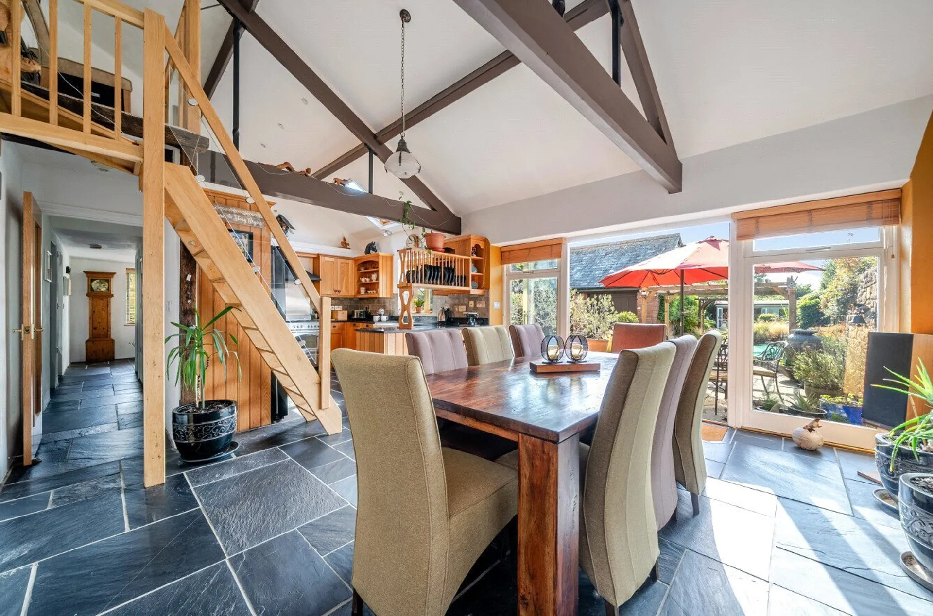Property photo top 2