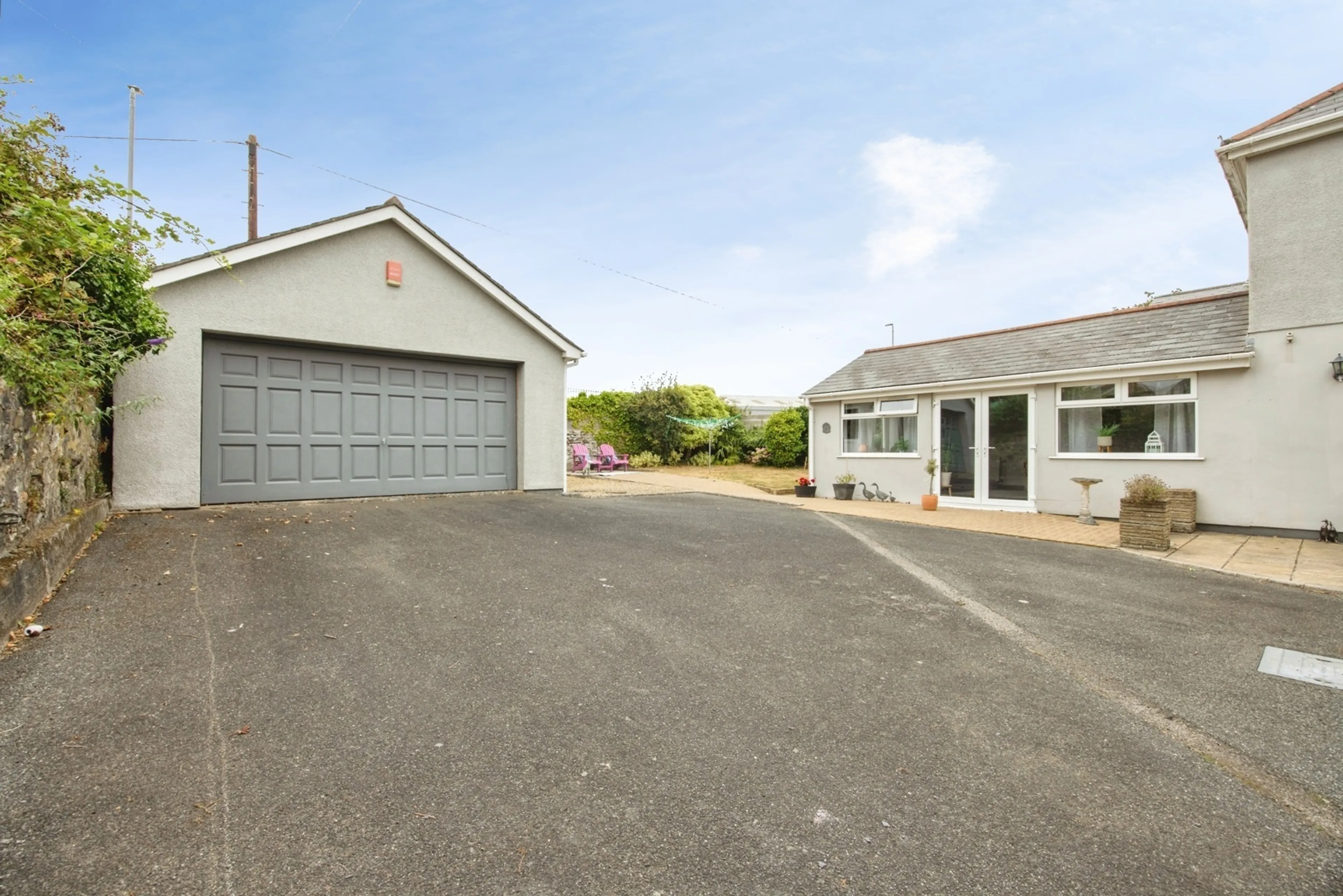 Property photo 28