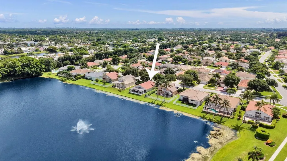 5886 Las Colinas Circle, Lake Worth Beach, FL 33463
