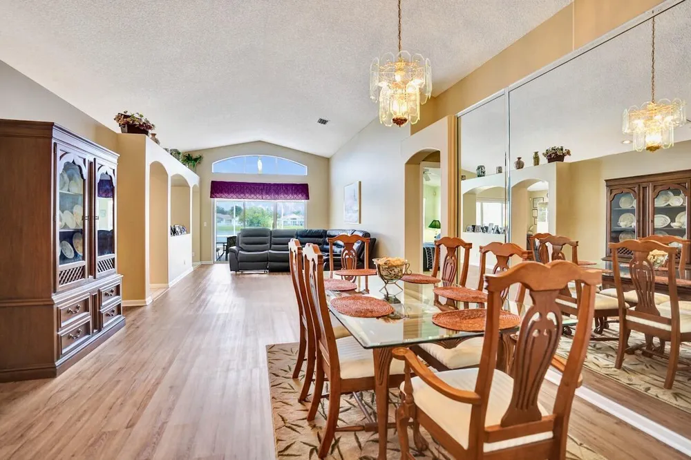 5886 Las Colinas Circle, Lake Worth Beach, FL 33463