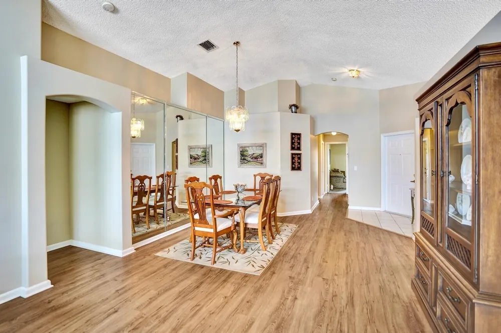 5886 Las Colinas Circle, Lake Worth Beach, FL 33463