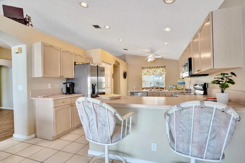 5886 Las Colinas Circle, Lake Worth Beach, FL 33463
