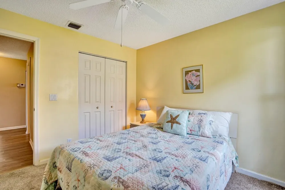 5886 Las Colinas Circle, Lake Worth Beach, FL 33463