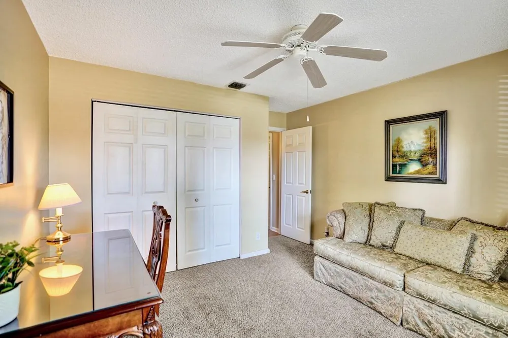 5886 Las Colinas Circle, Lake Worth Beach, FL 33463