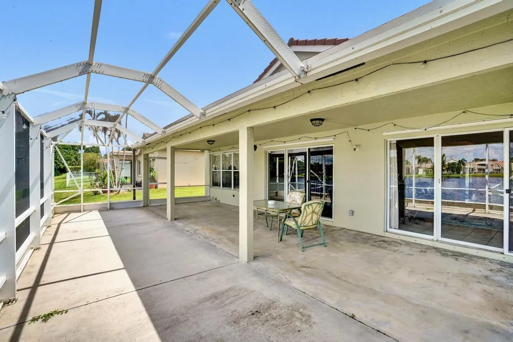 5886 Las Colinas Circle, Lake Worth Beach, FL 33463