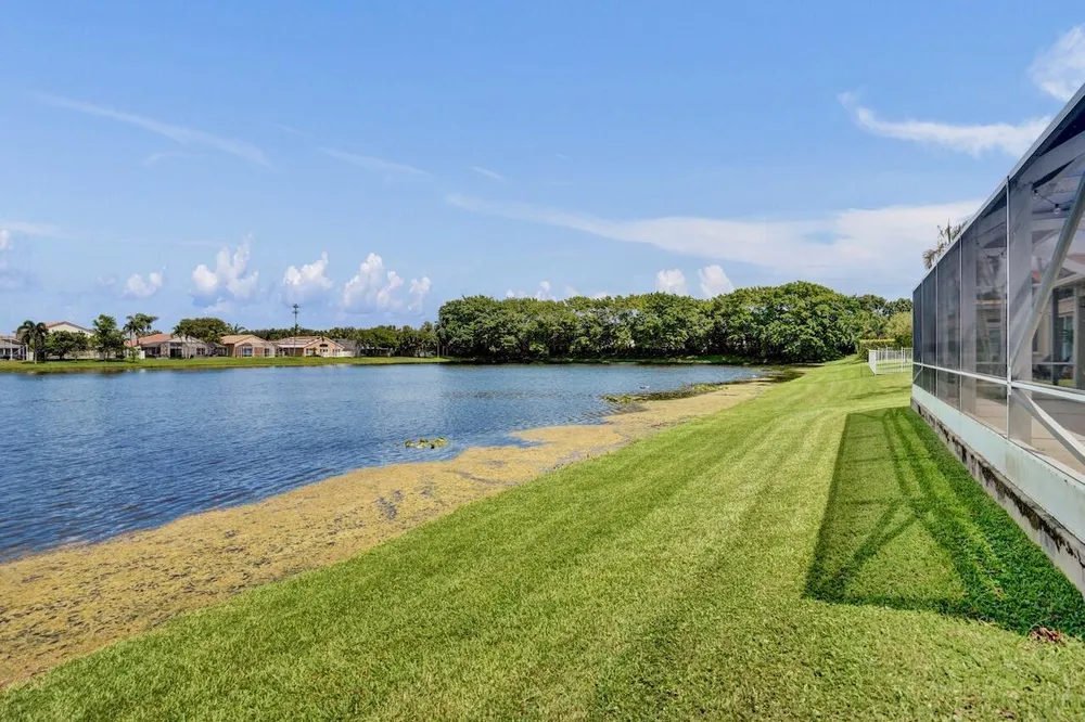 5886 Las Colinas Circle, Lake Worth Beach, FL 33463