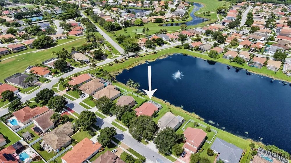 5886 Las Colinas Circle, Lake Worth Beach, FL 33463
