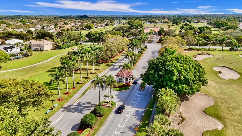 5886 Las Colinas Circle, Lake Worth Beach, FL 33463