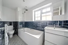 Glenhurst Close, Blackwater, GU17 photo 8