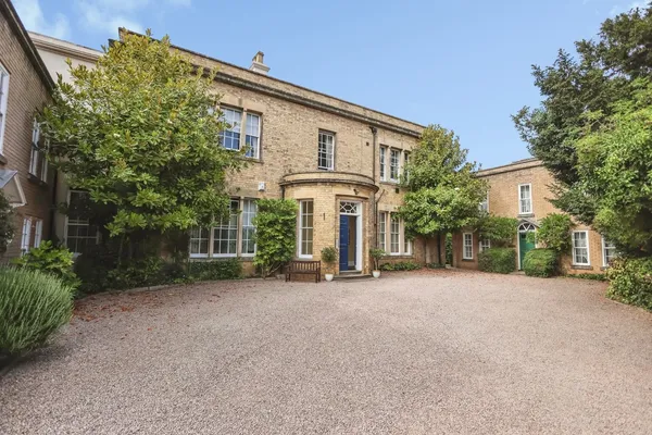 Tollhouse Drive, WORCESTER, Worcester...