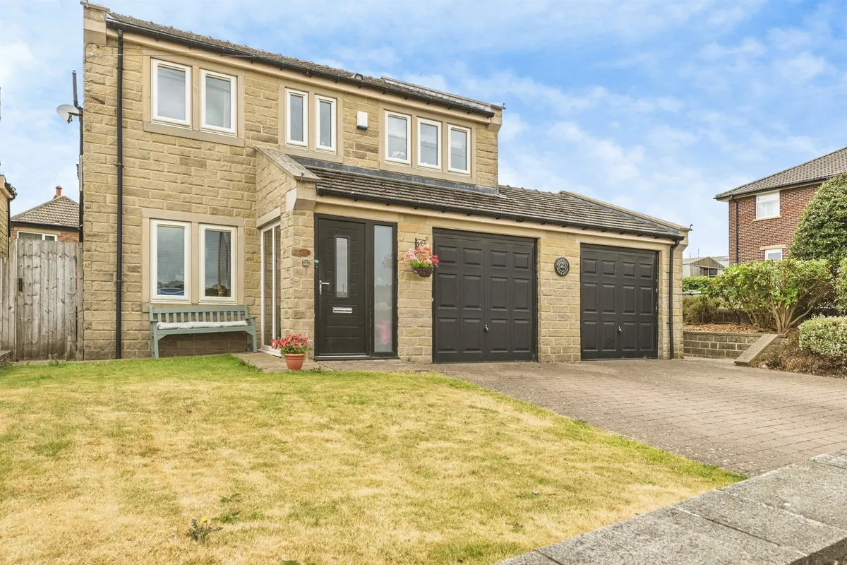 Meltham Road, Honley, Holmfirth