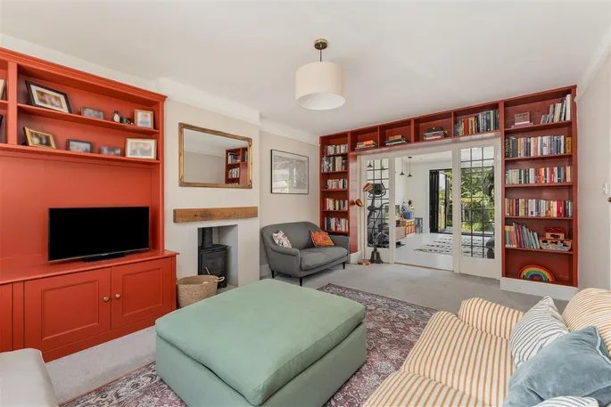 Property carousel image 10