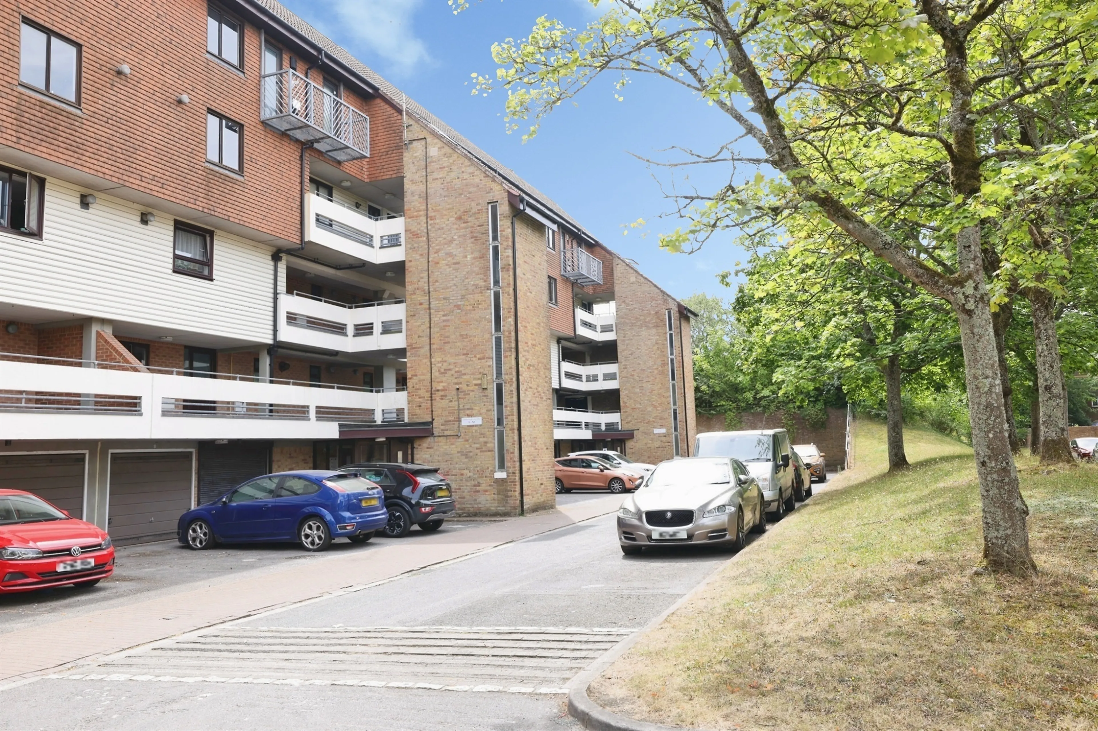 Property photo 0