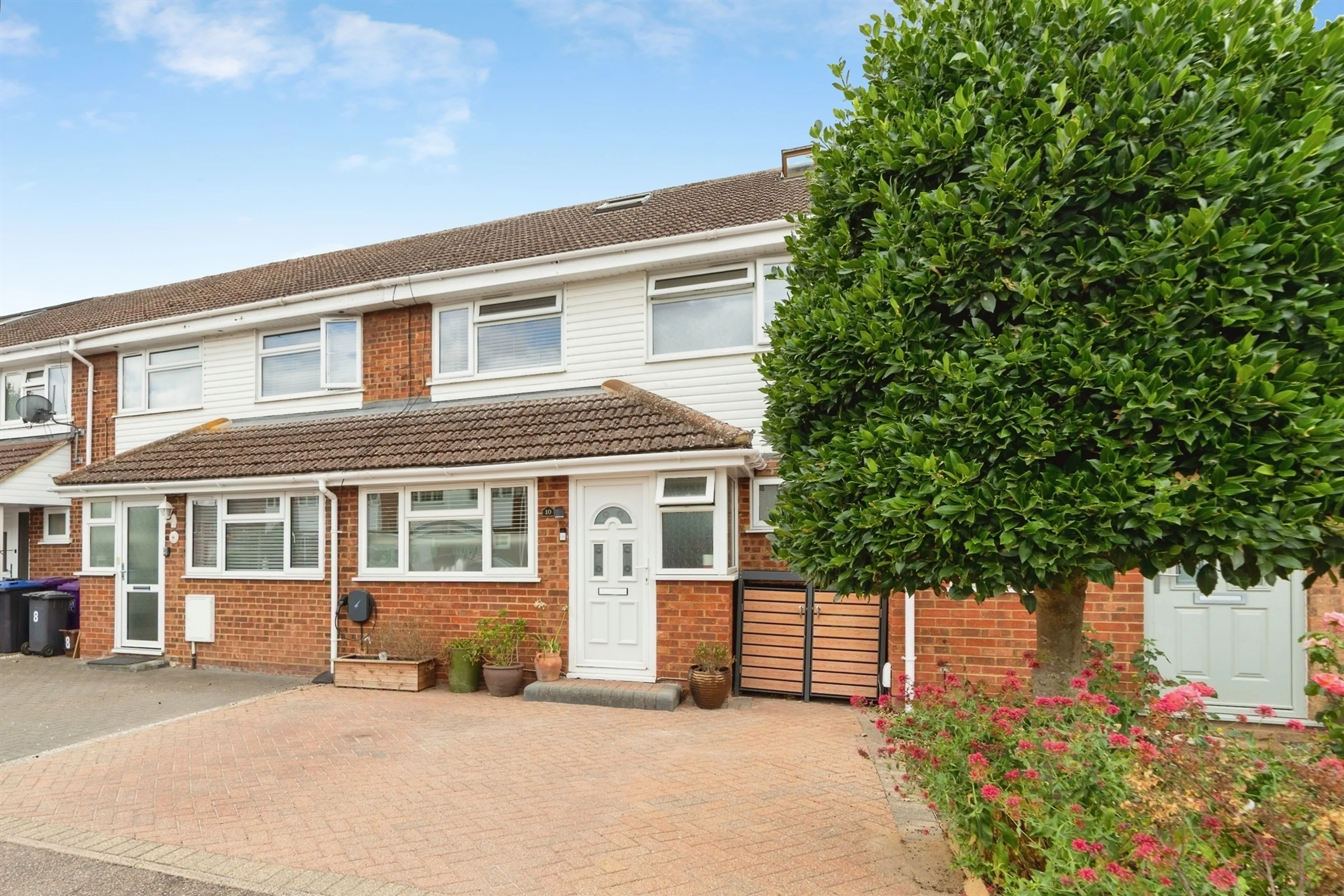 Property photo 0